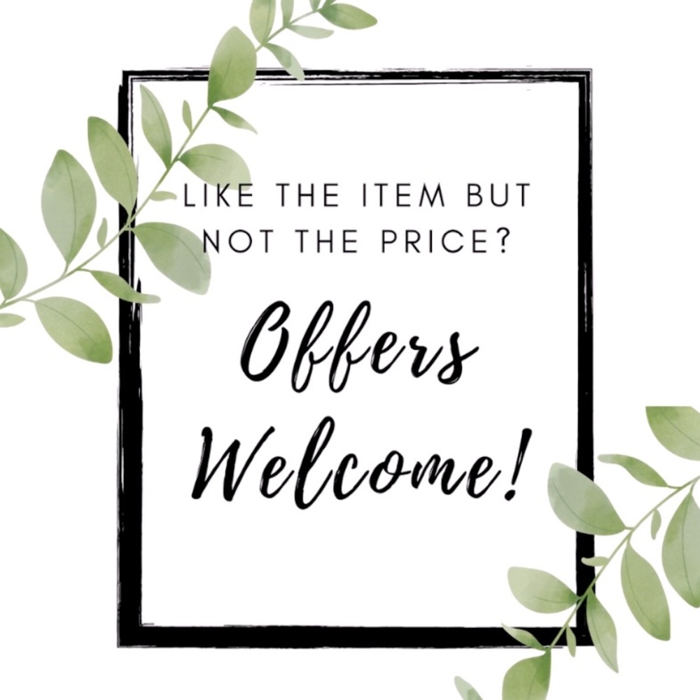 I love to sell! Open to offers! 💕